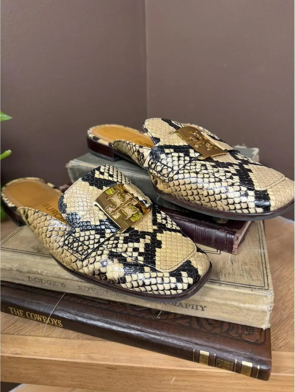 Tory Burch G Georgia mule slide loafer, snake print, gold logo buckle size 8.5